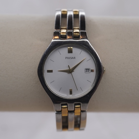 Two Tone Sleek Pulsar with Date Dial